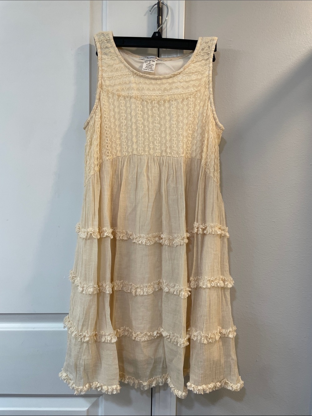 Women’s Cream Tiered Lace Summer Dress